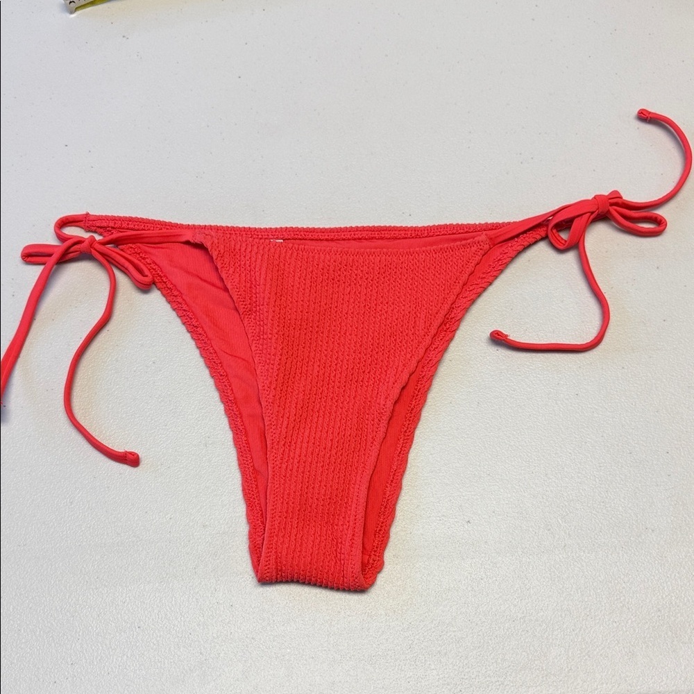 NWT Aerie String Cheekie Bikini Bottoms